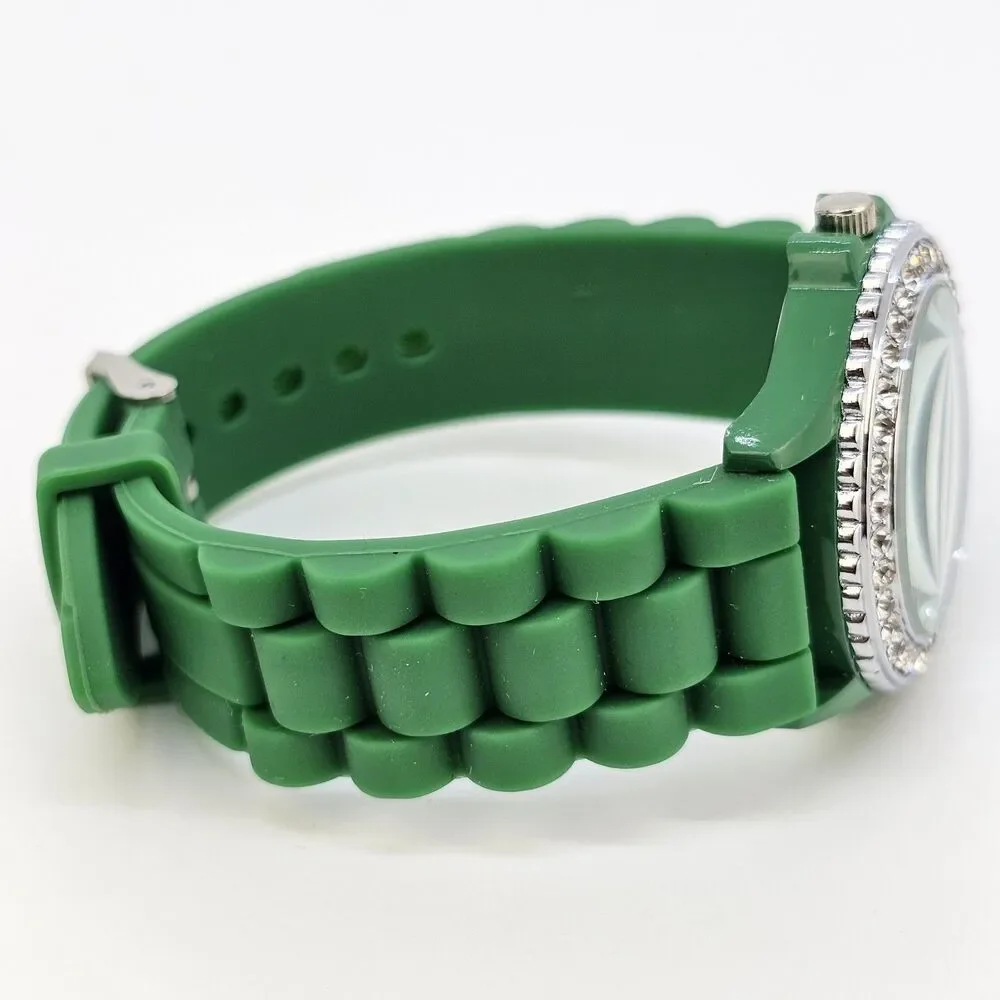 38MM Women's Watch Green Dial Green‎ Plastic Band Straps New Battery